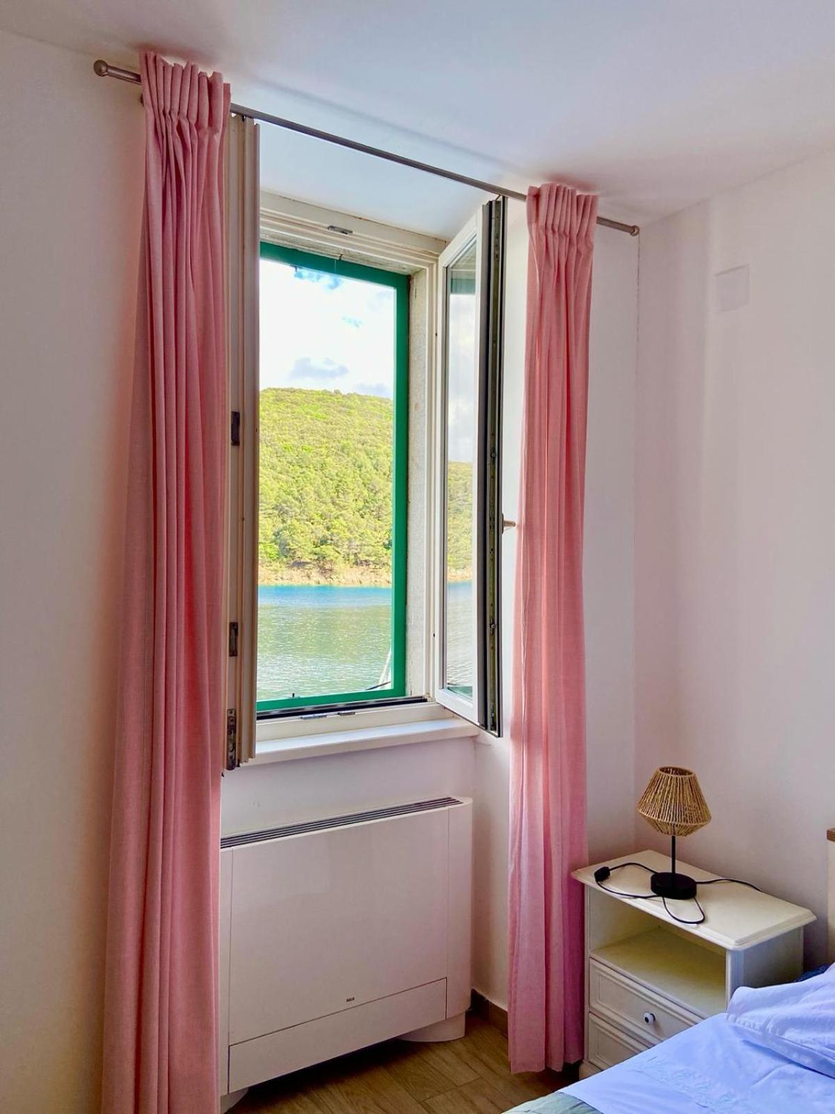 Bed And Breakfast Palac Valun Extérieur photo